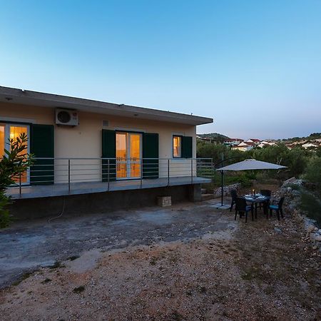 Holiday Home Iris Marina Buitenkant foto